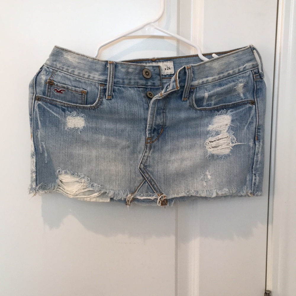 Light denim wash skirt